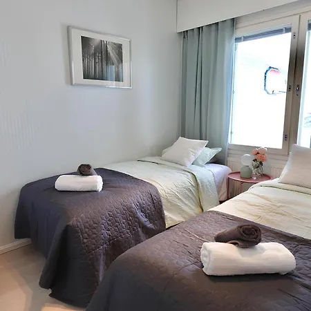 Cozy 93m² Townhouse With Large Terrace & Sauna Apartman *