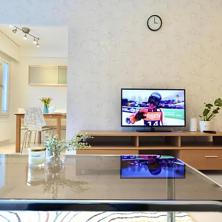 Cozy 93m² Townhouse With Large Terrace & Sauna Apartamento *