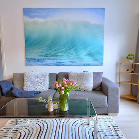 Cozy 93m² Townhouse With Large Terrace & Sauna Apartman