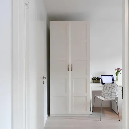 Apartamento Cozy 93m² Townhouse With Large Terrace & Sauna *