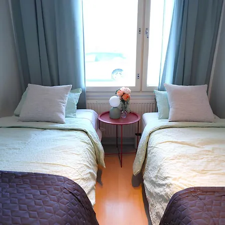 Cozy 93m² Townhouse With Large Terrace & Sauna *