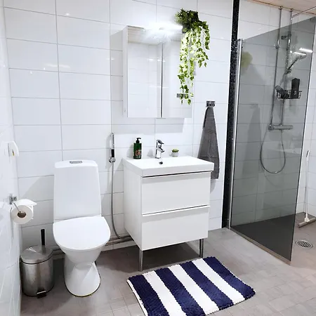 Cozy 93m² Townhouse With Large Terrace & Sauna Apartman Turku