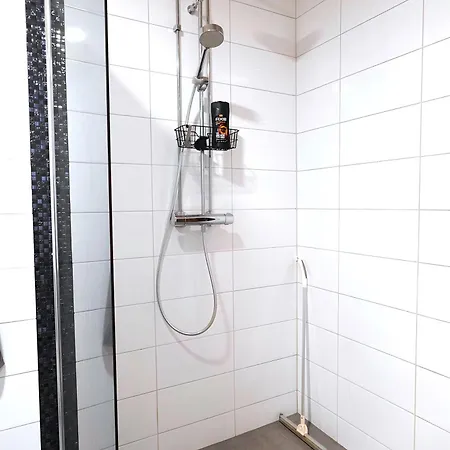 Cozy 93m² Townhouse With Large Terrace & Sauna