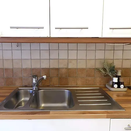 Cozy 93m² Townhouse With Large Terrace & Sauna *